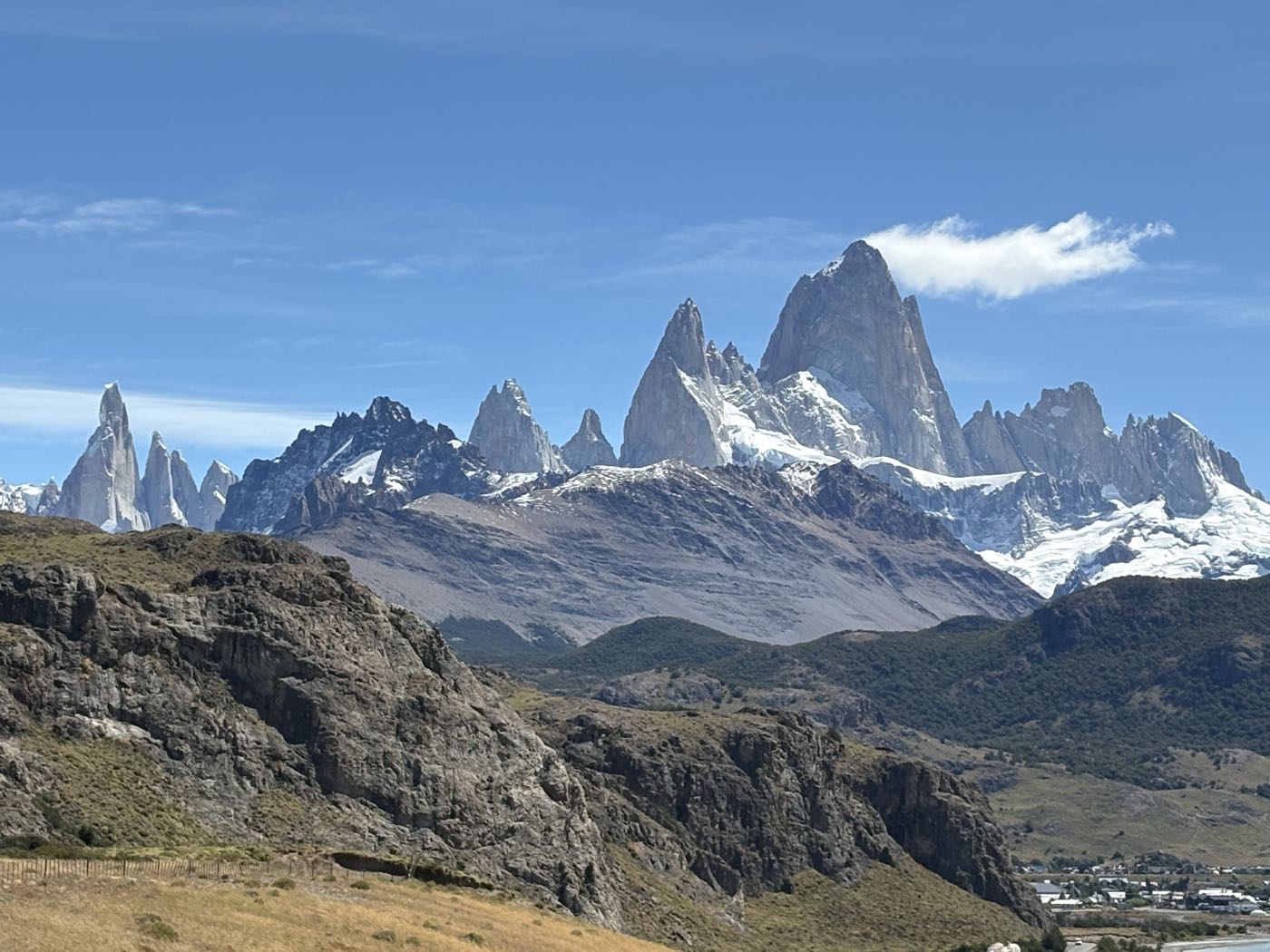 The Fitz Roy range above El Chaltén on a clear day